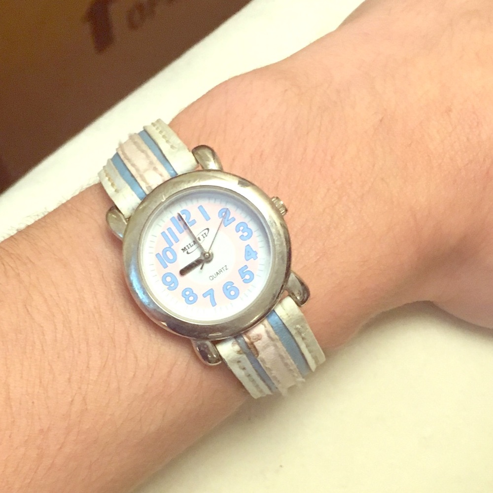Kids watch